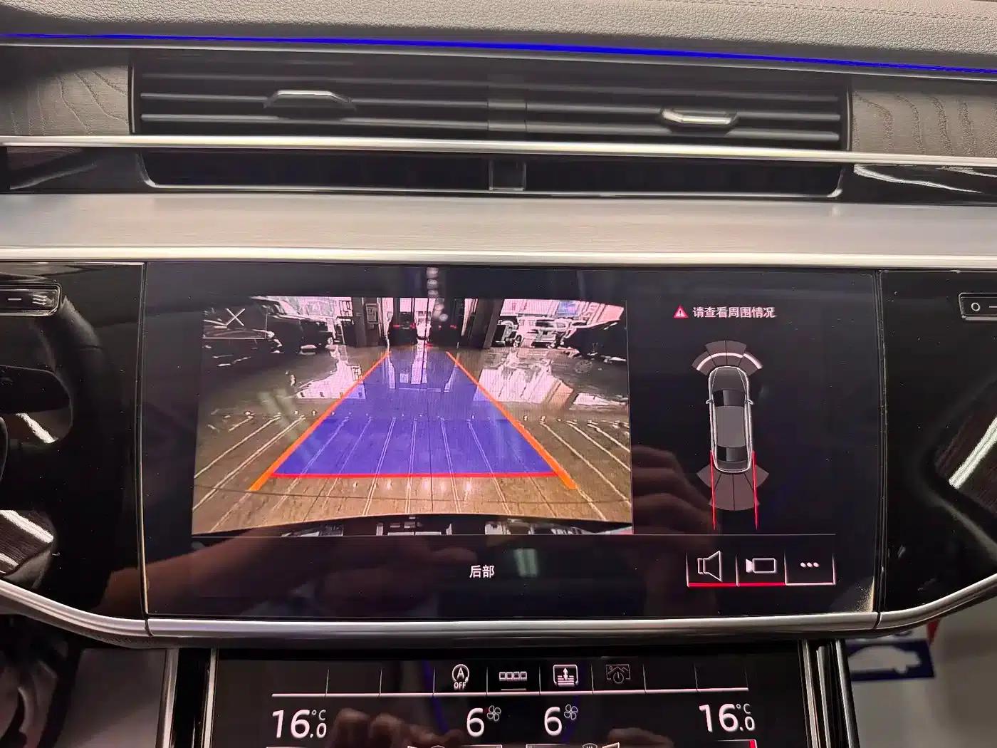 2021 Audi A8 A8L 50 TFSI quattro Comfort — миниатюра 12