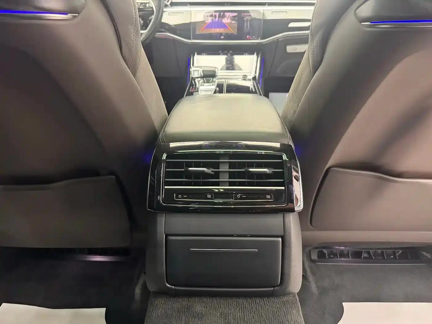 2021 Audi A8 A8L 50 TFSI quattro Comfort — миниатюра 18