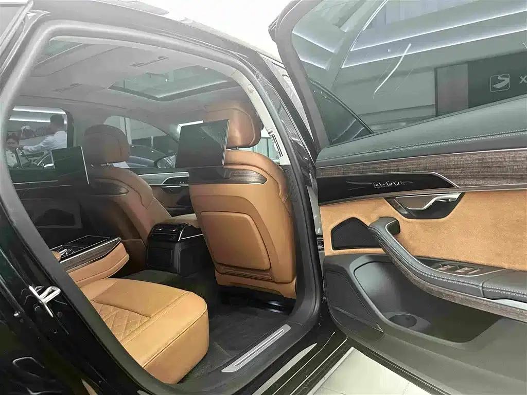 2024 Audi A8 A8L 55 TFSI quattro Flagship — миниатюра 16