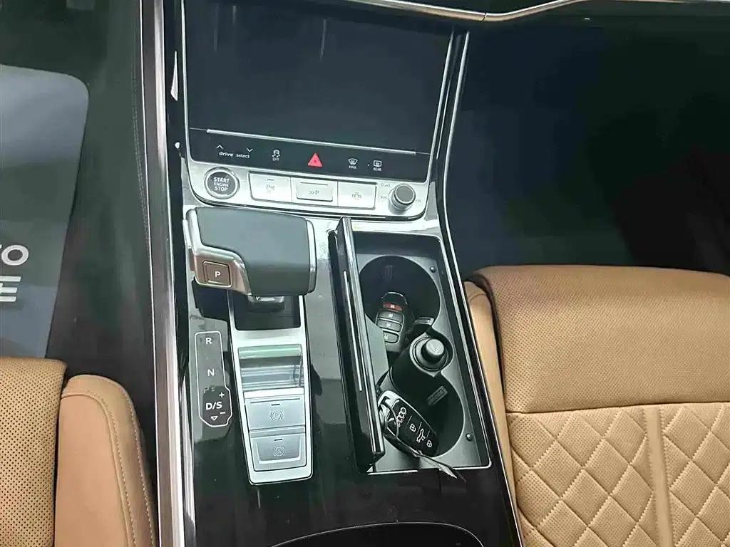 2024 Audi A8 A8L 55 TFSI quattro Flagship — миниатюра 7