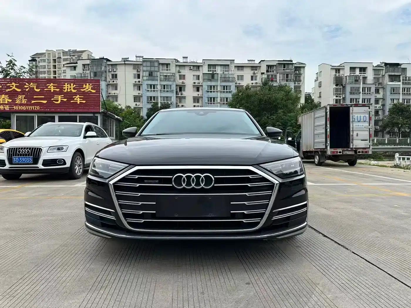 2022 Audi A8 A8L 50 TFSI quattro Comfort Edition — миниатюра 1