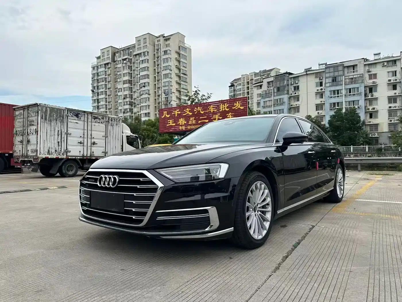 2022 Audi A8 A8L 50 TFSI quattro Comfort Edition — миниатюра 2