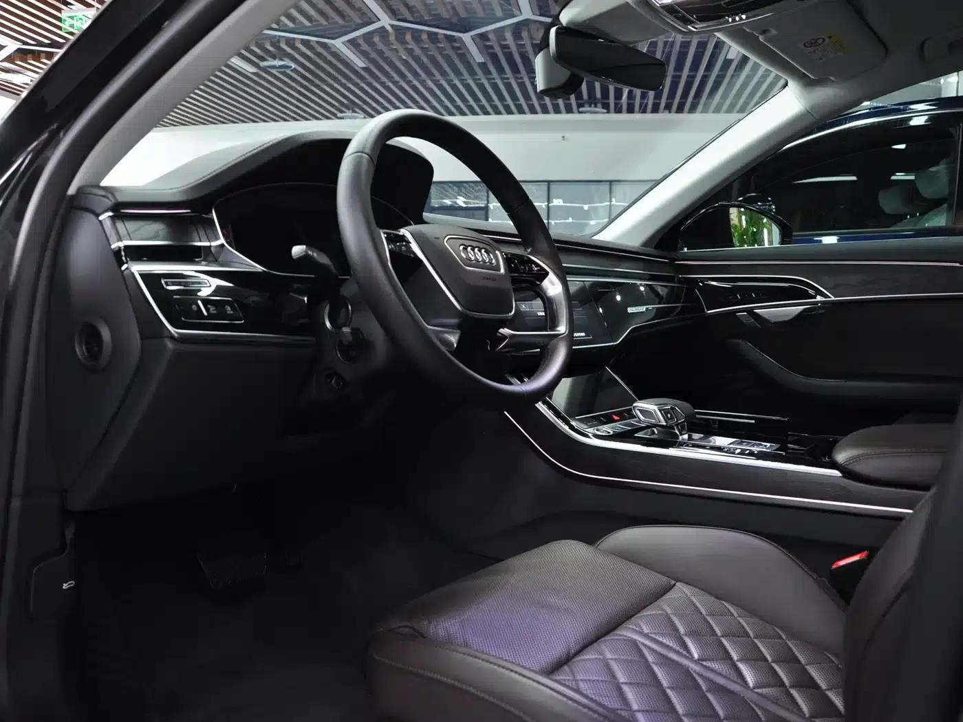 2021 Audi A8 A8L 50 TFSI quattro Comfort — миниатюра 5