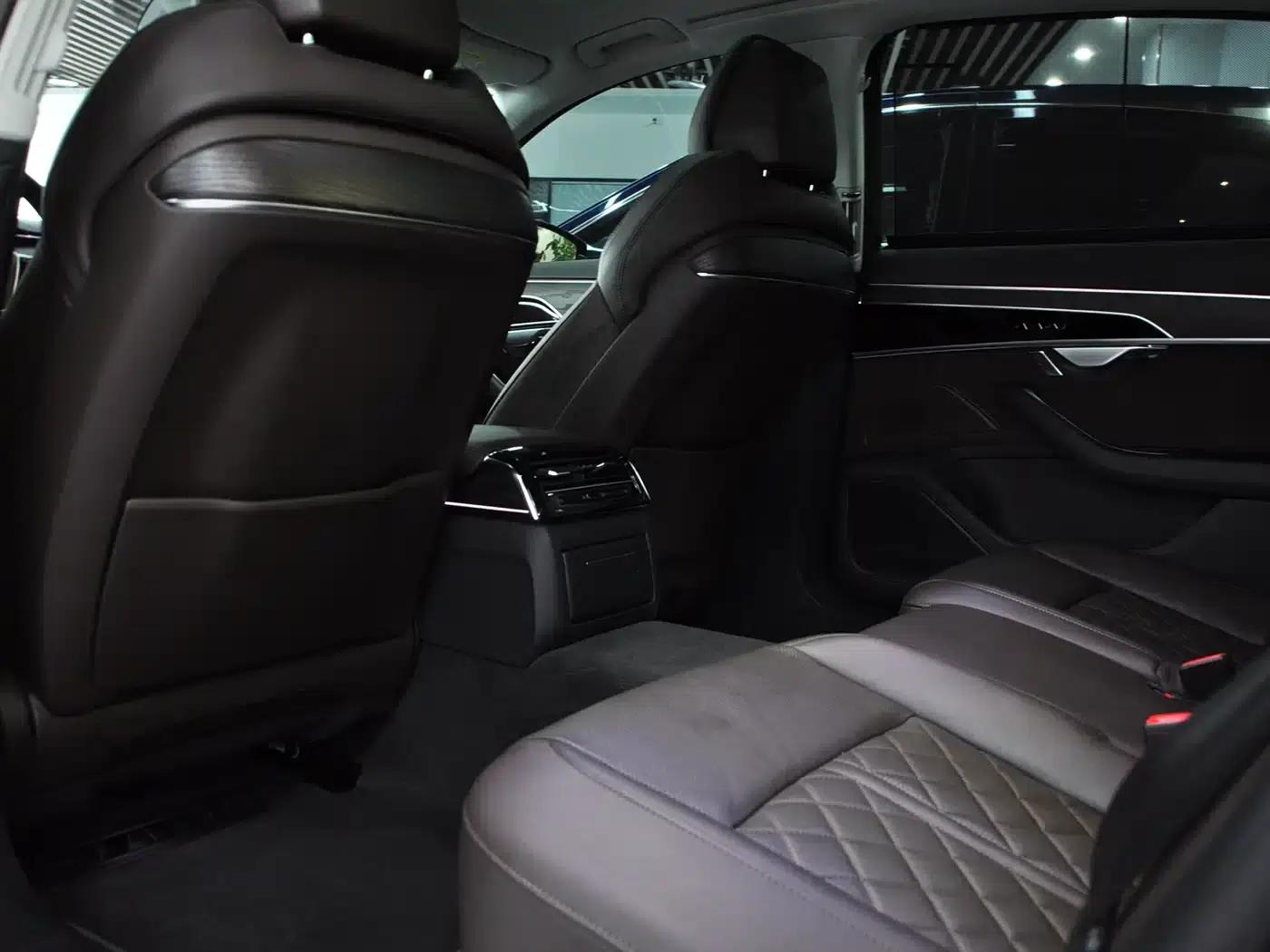 2021 Audi A8 A8L 50 TFSI quattro Comfort — миниатюра 6