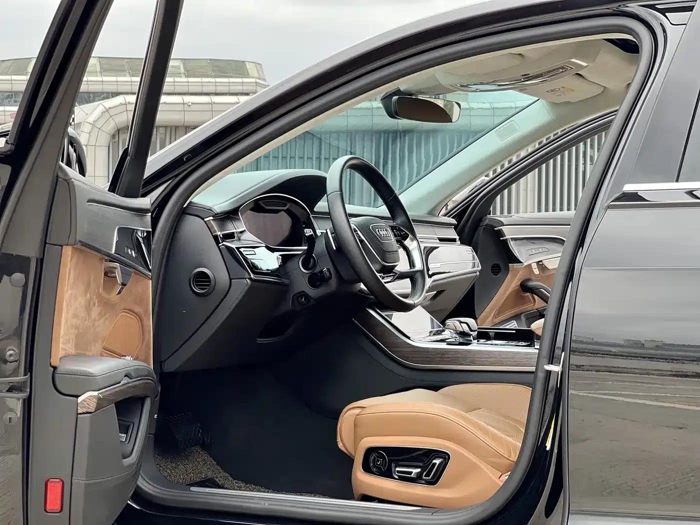 Audi A8 2019 Plus A8L 55 TFSI quattro Premium — миниатюра 4