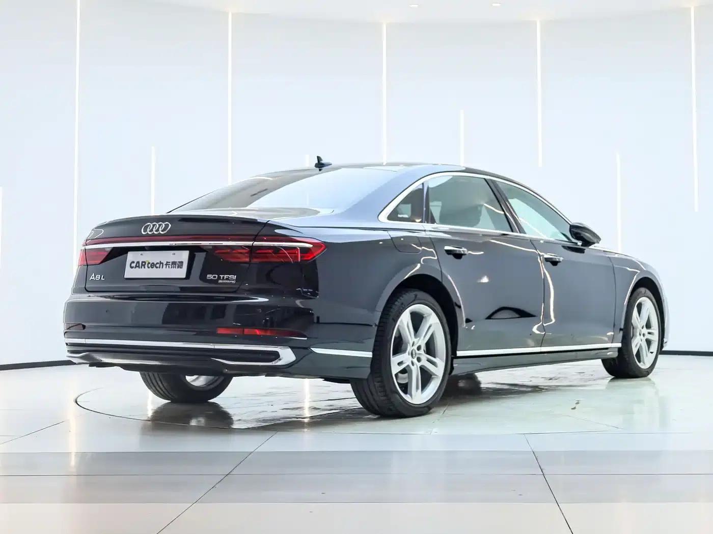 2023 Audi A8 A8L 50 TFSI quattro Premium Edition — миниатюра 3