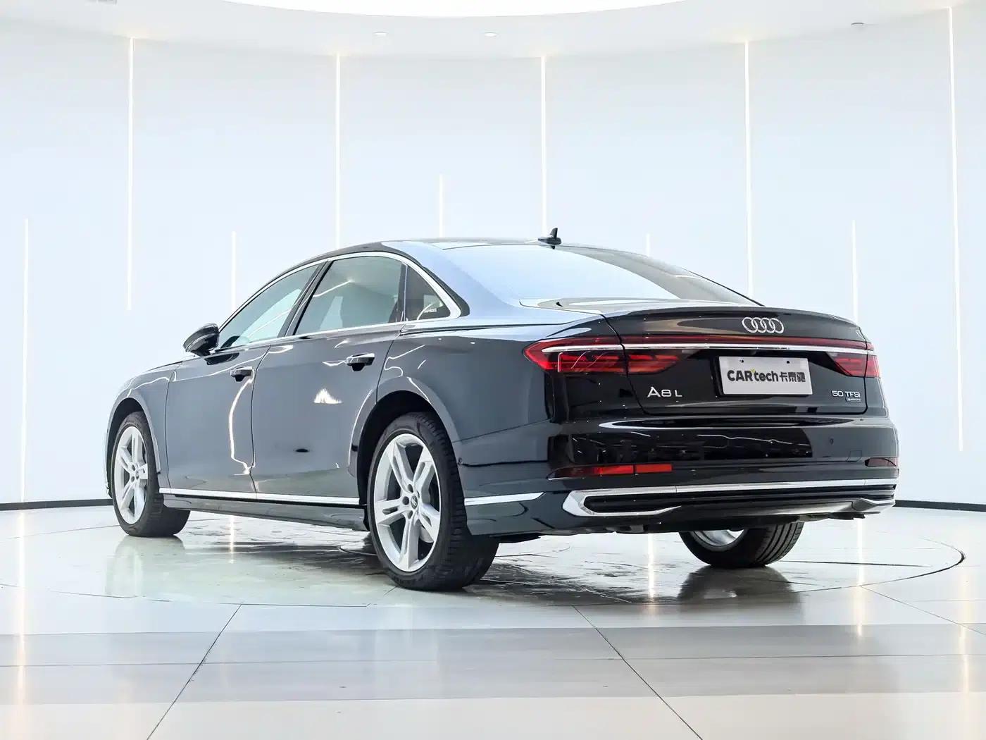 2023 Audi A8 A8L 50 TFSI quattro Premium Edition — миниатюра 6