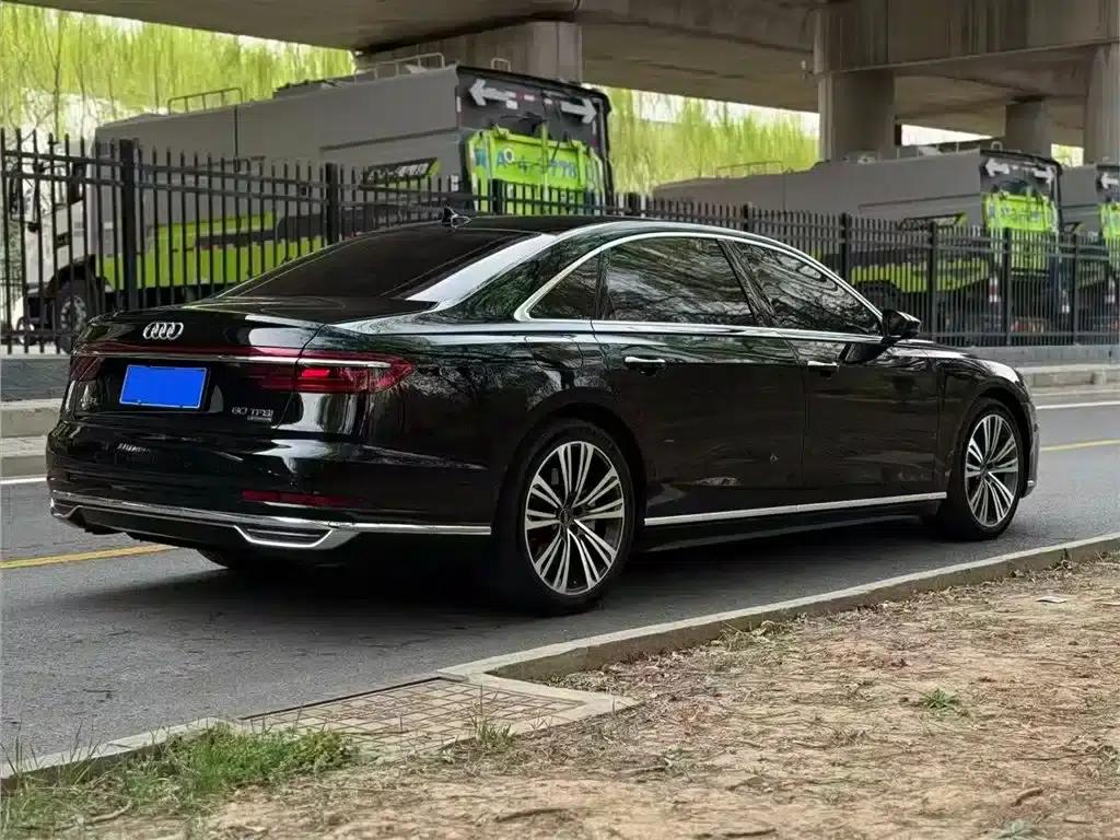 2021 Audi A8 A8L 60 TFSI quattro Premium — миниатюра 3