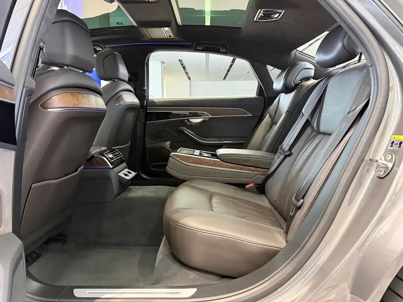 Audi A8 2019 Plus A8L 55 TFSI quattro Luxury — миниатюра 12