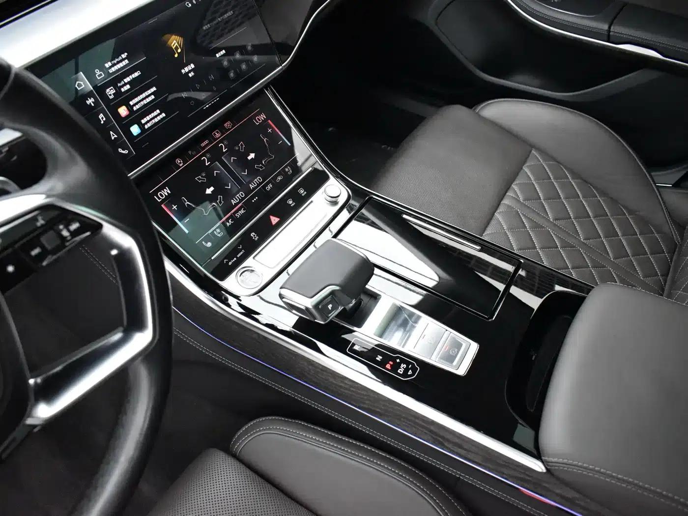 2024 Audi A8 A8L 50 TFSI quattro Premium Edition — миниатюра 10