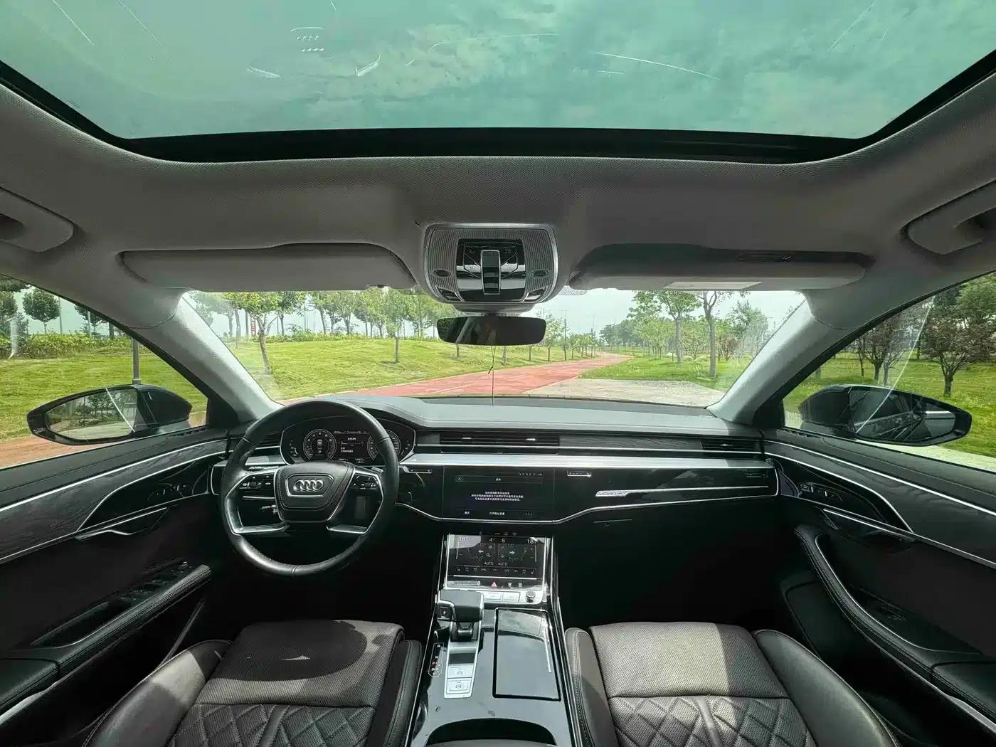 2023 Audi A8 A8L 50 TFSI quattro Premium Edition — миниатюра 7