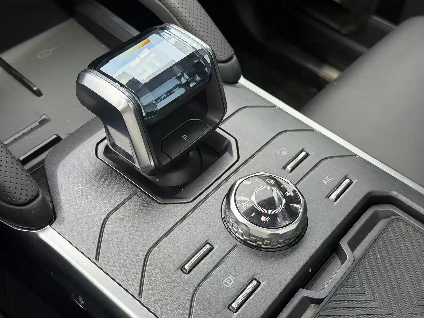 JETOUR Shanhai Traveler C-DM 2024 C-DM 129KM Linye Edition — миниатюра 10