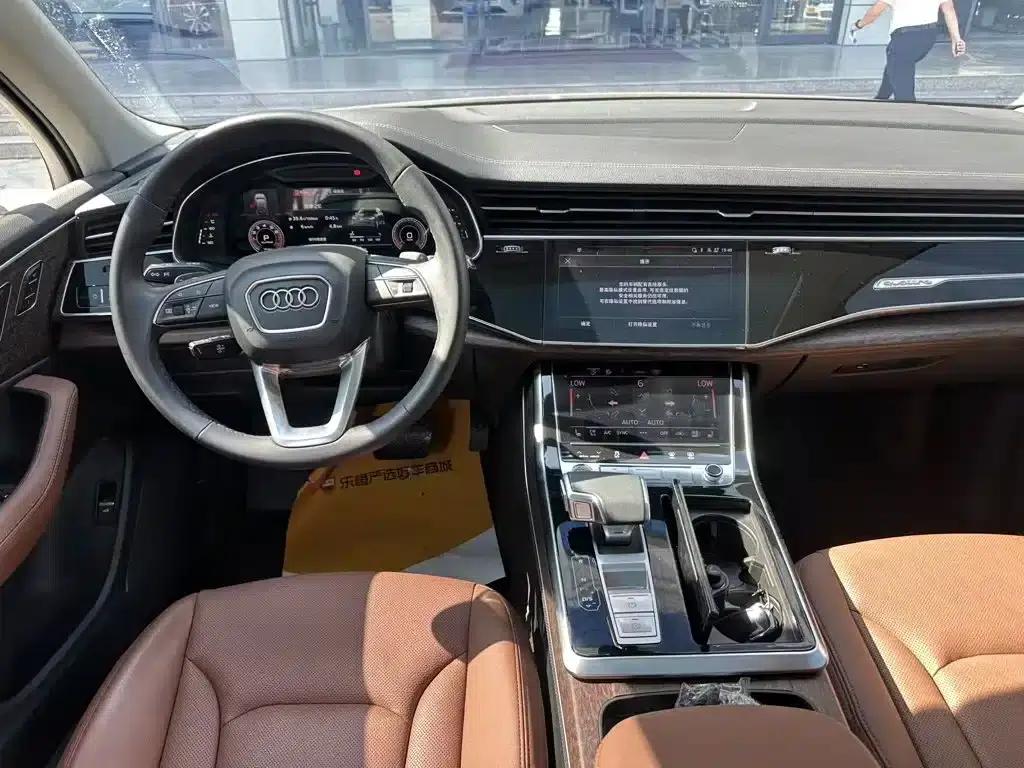 Audi Q7 2023 45 TFSI quattro S line Sport — миниатюра 7