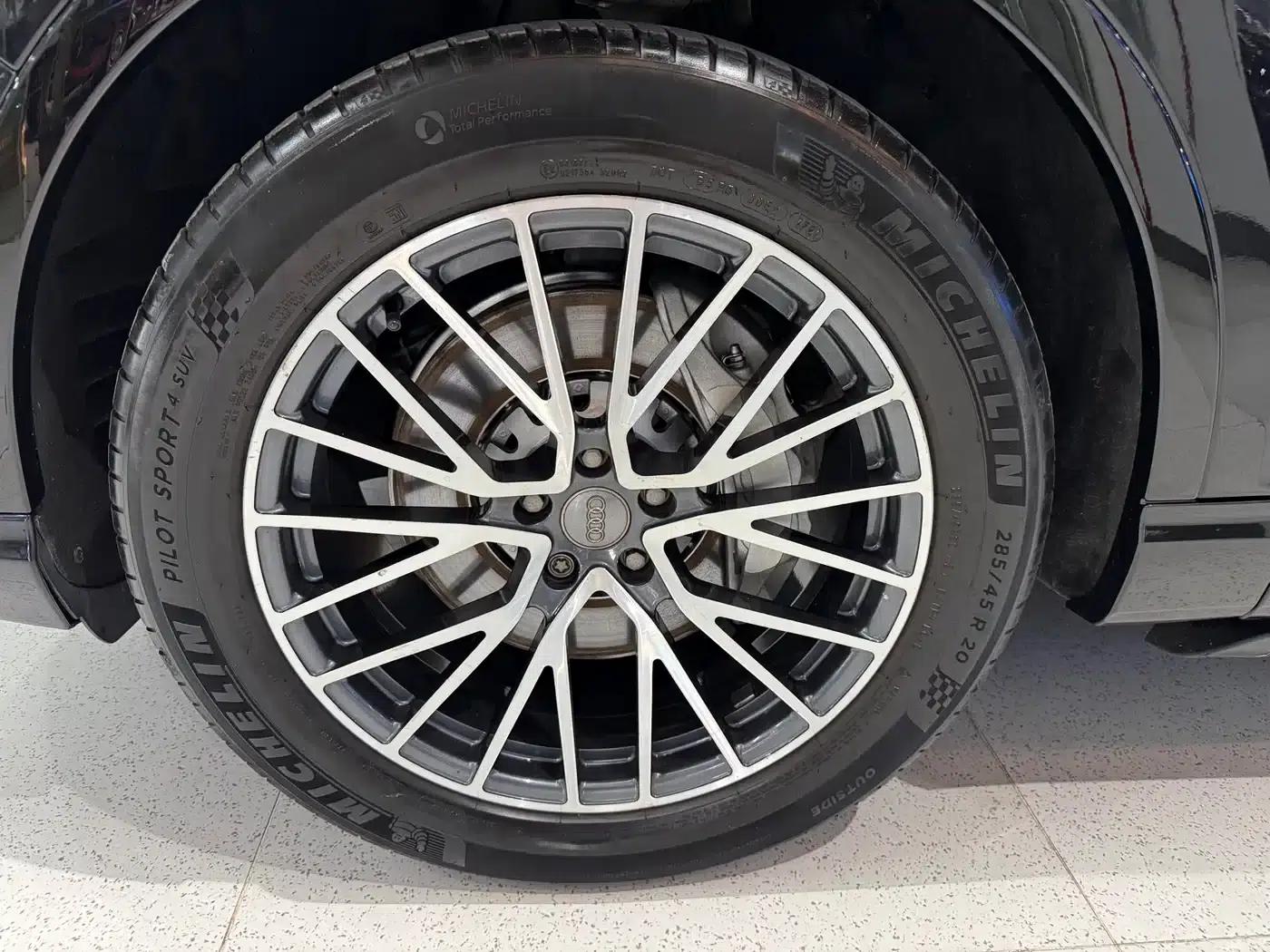 Audi Q7 2019 45 TFSI Comfort — миниатюра 15
