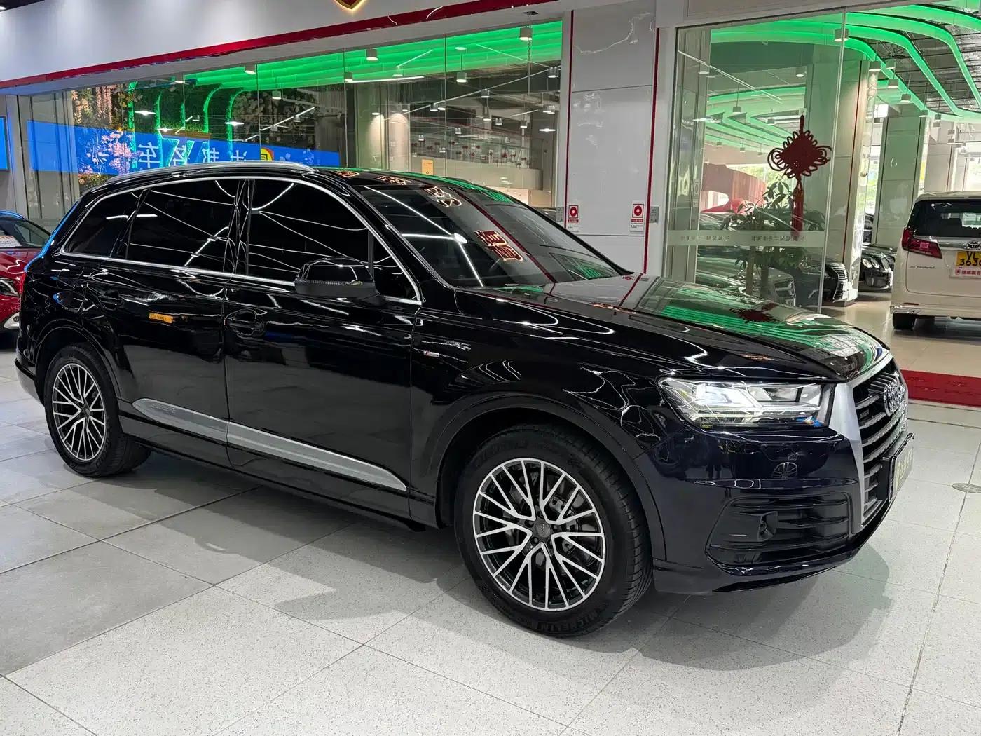 Audi Q7 2019 45 TFSI Comfort — миниатюра 4