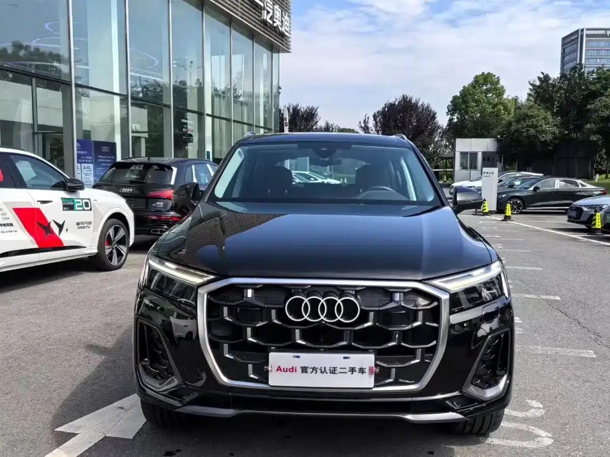 Audi Q7 2024 45 TFSI quattro S line Sport — миниатюра 2