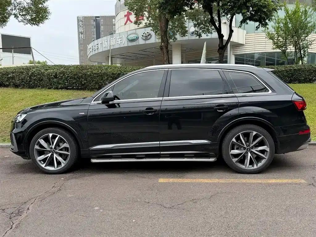 Audi Q7 2022 55 TFSI quattro S line Sport — миниатюра 3