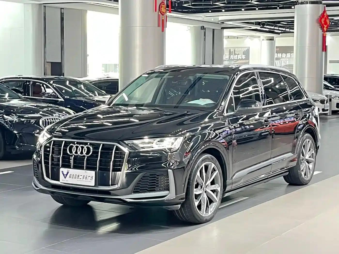 Audi Q7 2022 55 TFSI quattro S line Sport — миниатюра 1