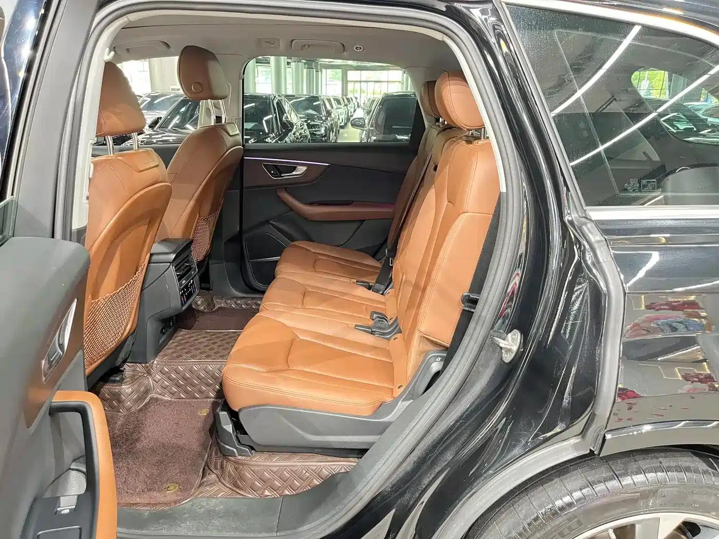 Audi Q7 2022 55 TFSI quattro S line Sport — миниатюра 6