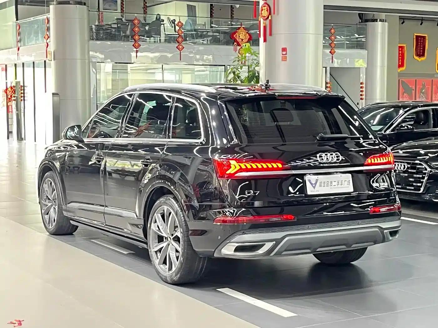 Audi Q7 2022 55 TFSI quattro S line Sport — миниатюра 7