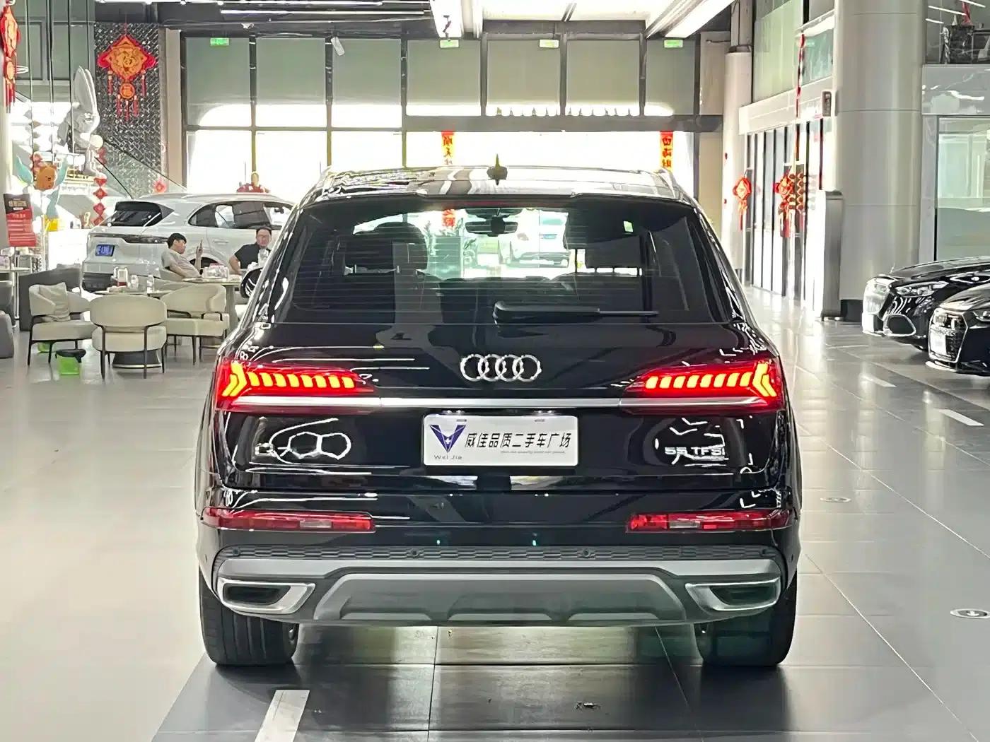 Audi Q7 2022 55 TFSI quattro S line Sport — миниатюра 8