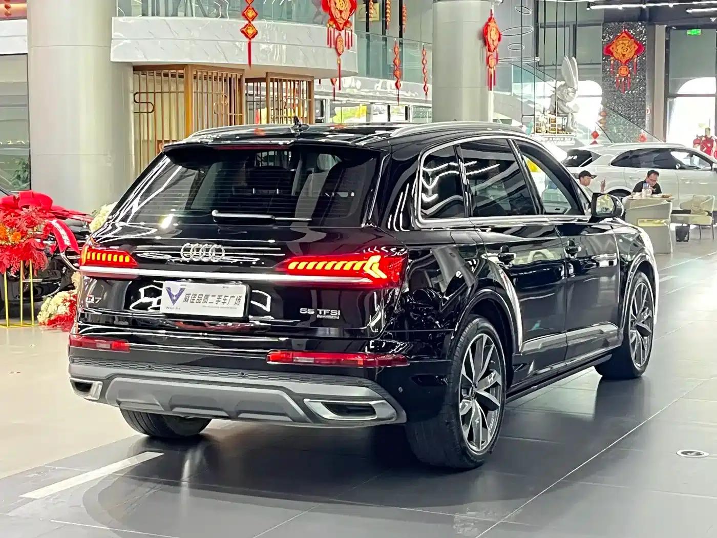 Audi Q7 2022 55 TFSI quattro S line Sport — миниатюра 9