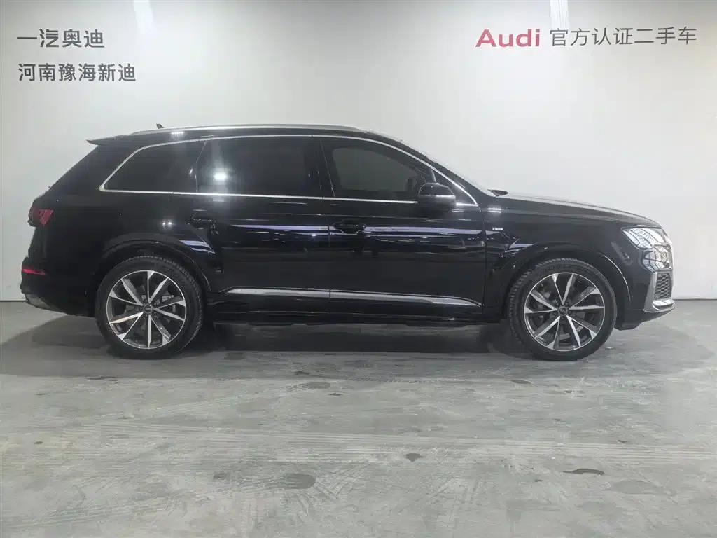 Audi Q7 2023 55 TFSI quattro S line Sport — миниатюра 3