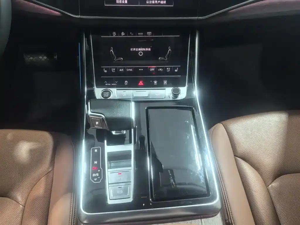 Audi Q7 2023 55 TFSI quattro S line Sport — миниатюра 5