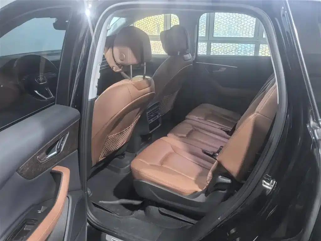 Audi Q7 2023 55 TFSI quattro S line Sport — миниатюра 8