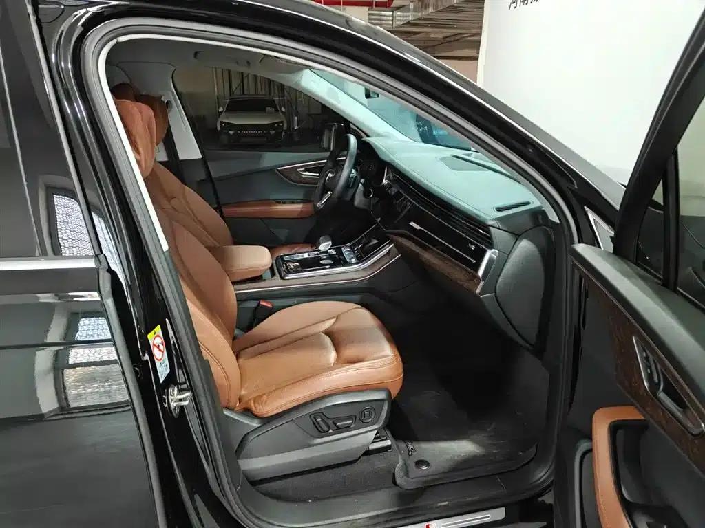 Audi Q7 2023 55 TFSI quattro S line Sport — миниатюра 9