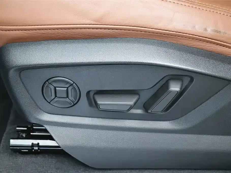 Audi Q7 2023 55 TFSI quattro S line Sport — миниатюра 14