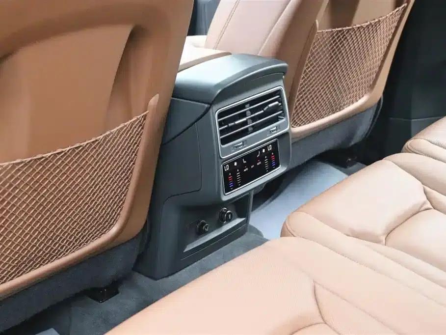 Audi Q7 2023 55 TFSI quattro S line Sport — миниатюра 22