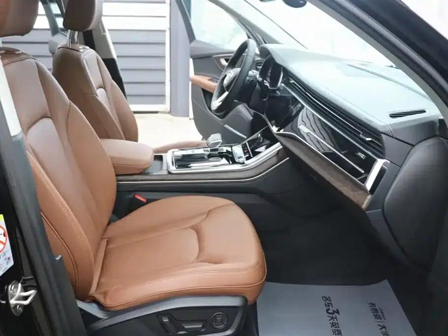 Audi Q7 2023 55 TFSI quattro S line Sport — миниатюра 25