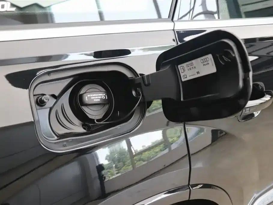 Audi Q7 2023 55 TFSI quattro S line Sport — миниатюра 32