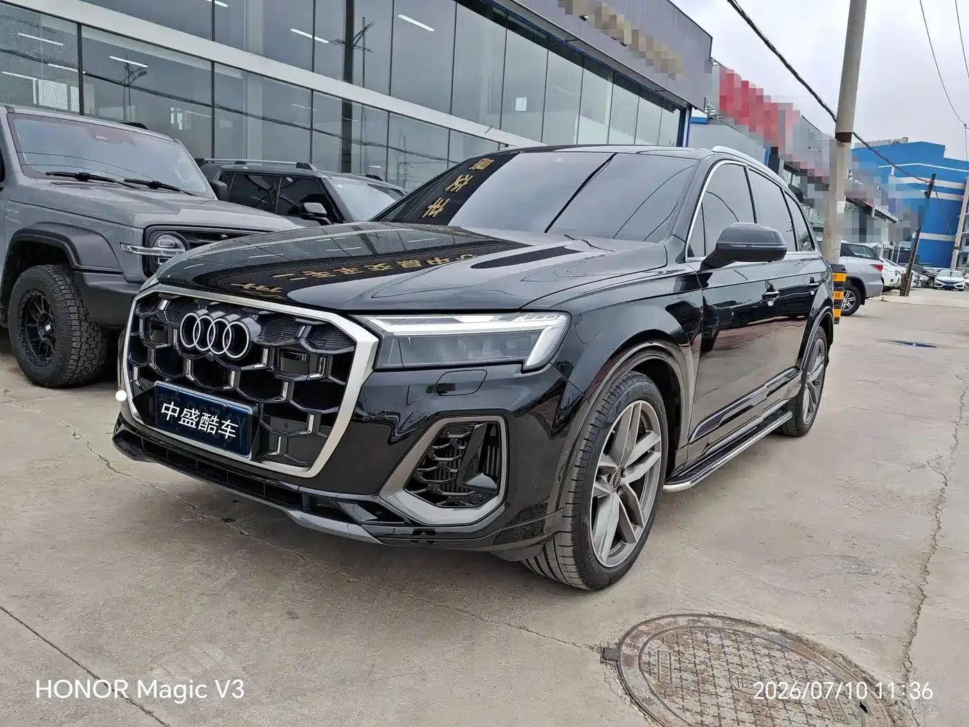 Audi Q7 2025 55 TFSI quattro S line Sport — миниатюра 1