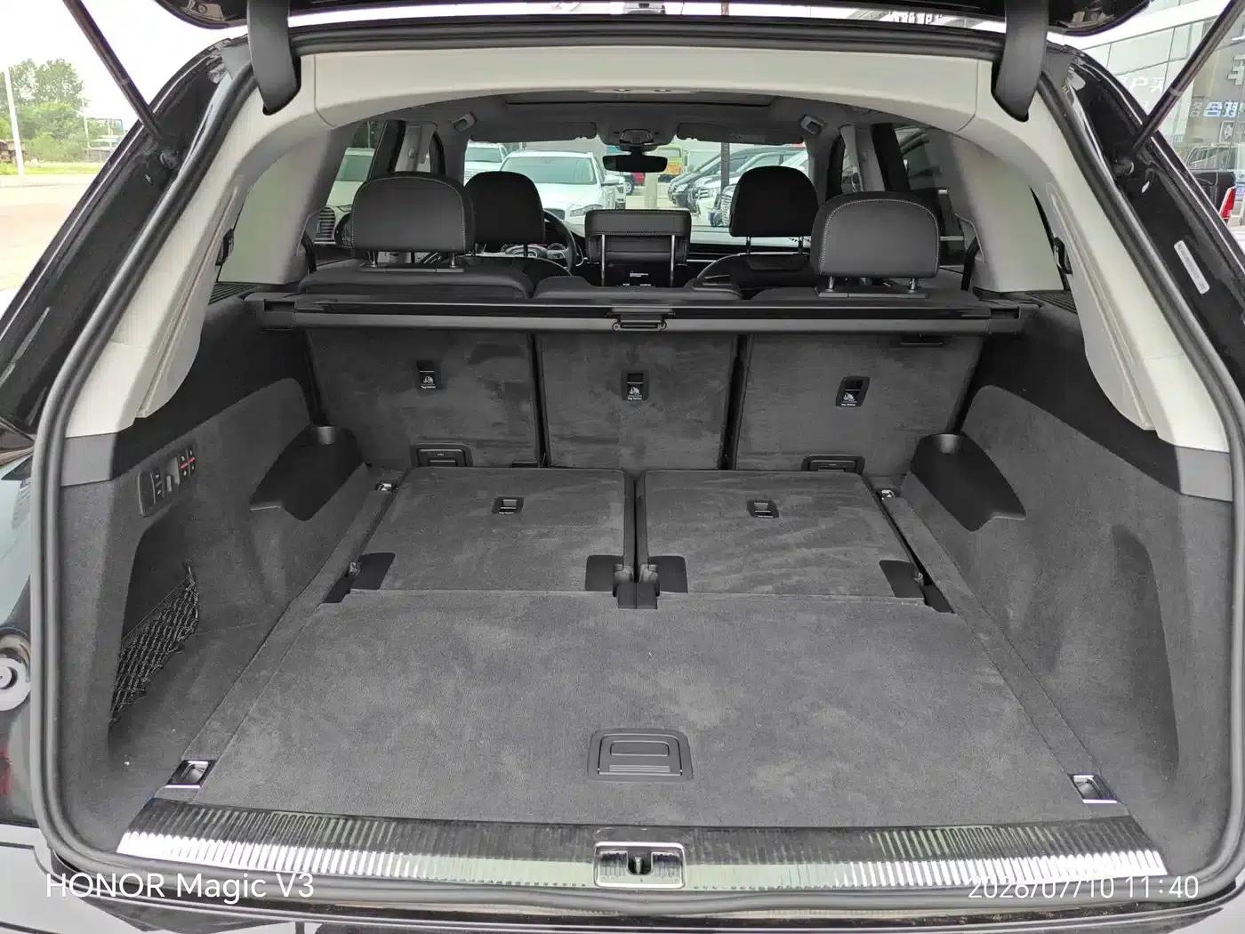 Audi Q7 2025 55 TFSI quattro S line Sport — миниатюра 13
