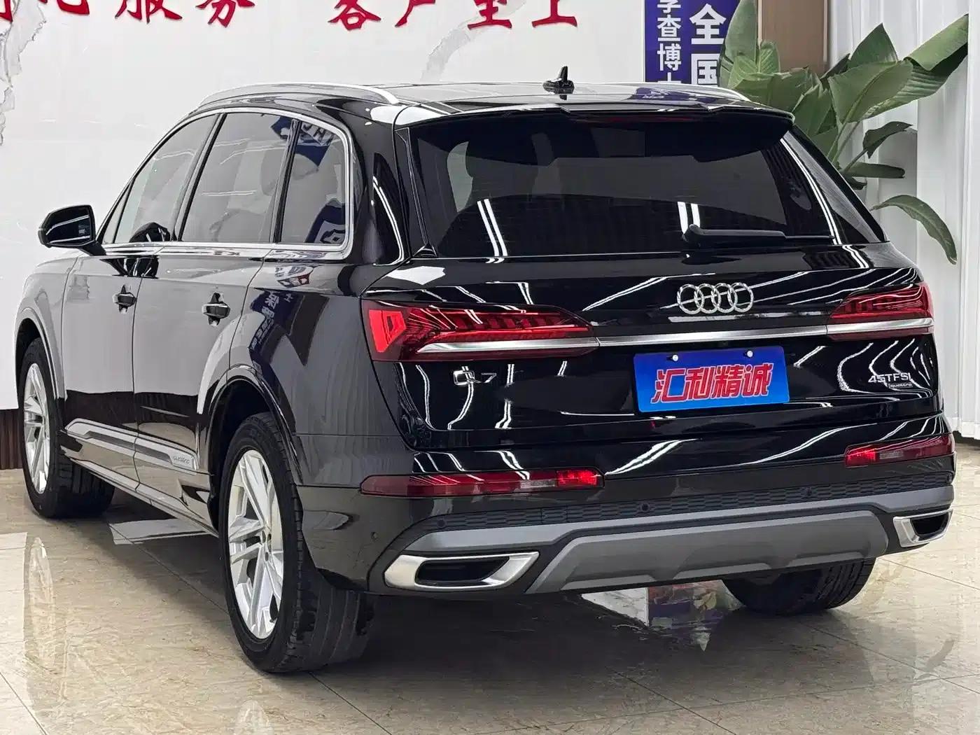 Audi Q7 2021 45 TFSI quattro S line Sport — миниатюра 4