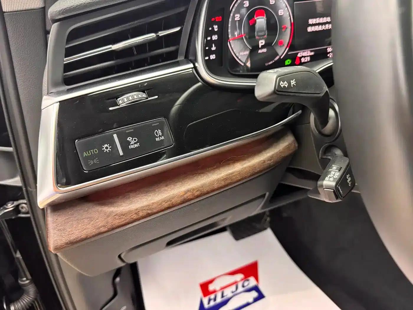 Audi Q7 2021 45 TFSI quattro S line Sport — миниатюра 10