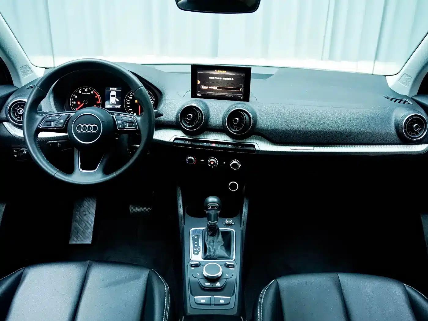 Audi Q2L 2020 35 TFSI Progressive Dynamic Edition — миниатюра 5