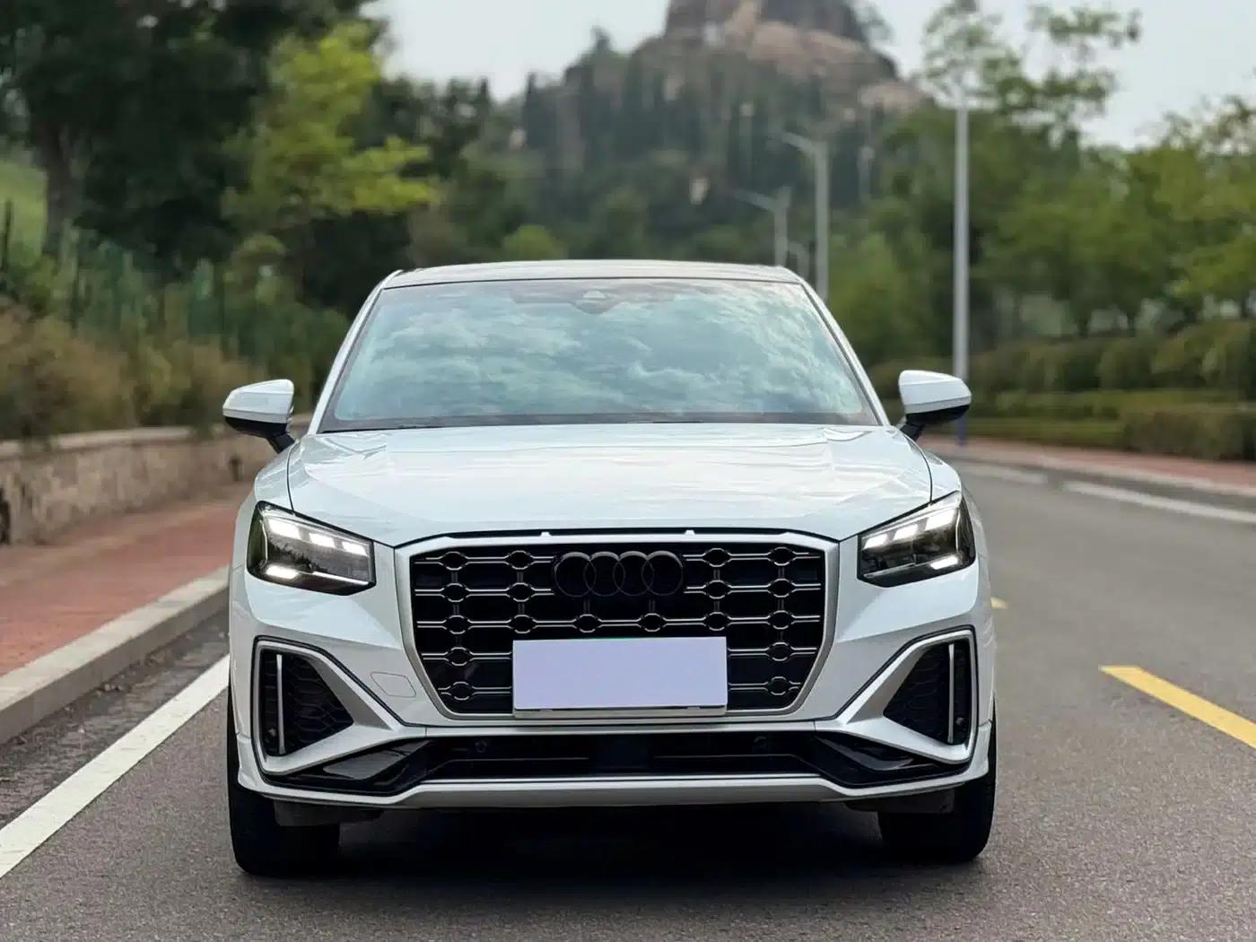 Audi Q2L 2022 35 TFSI Fashion Dynamic Edition — миниатюра 2