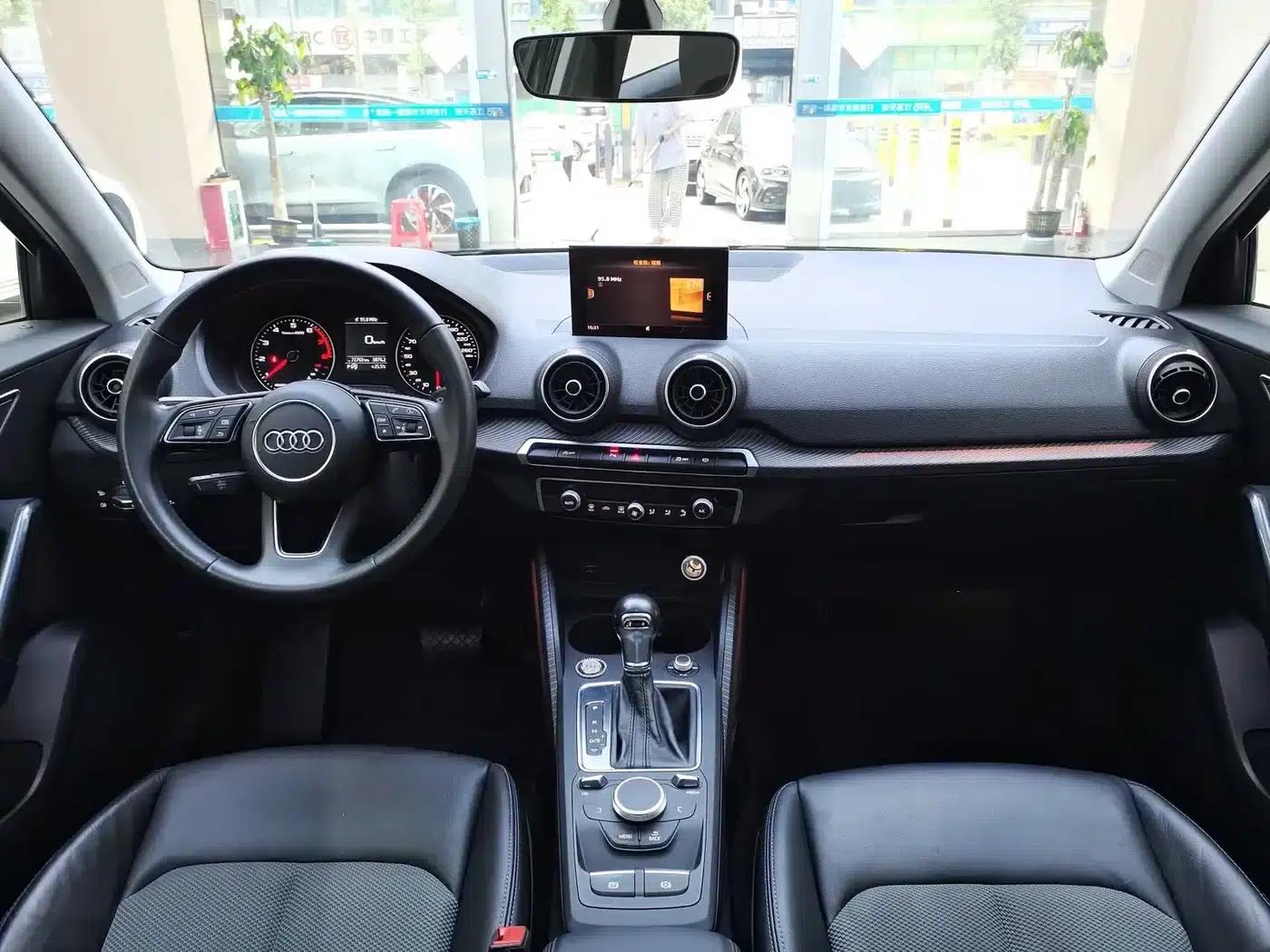 Audi Q2L 2020 35 TFSI Fashion Elegance — миниатюра 6