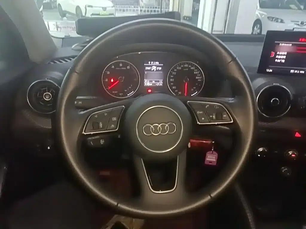 Audi Q2L 2018 35 TFSI Launch Edition (China VI Emission Standard) — миниатюра 11