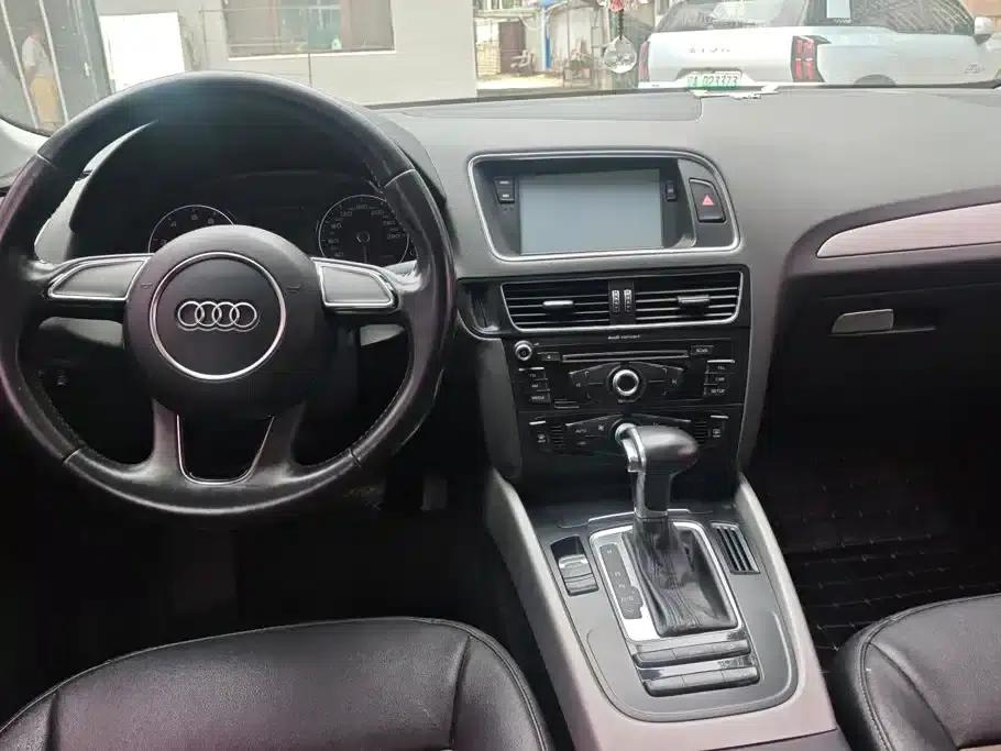 Audi Q5 2015 40 TFSI Progressive — миниатюра 12