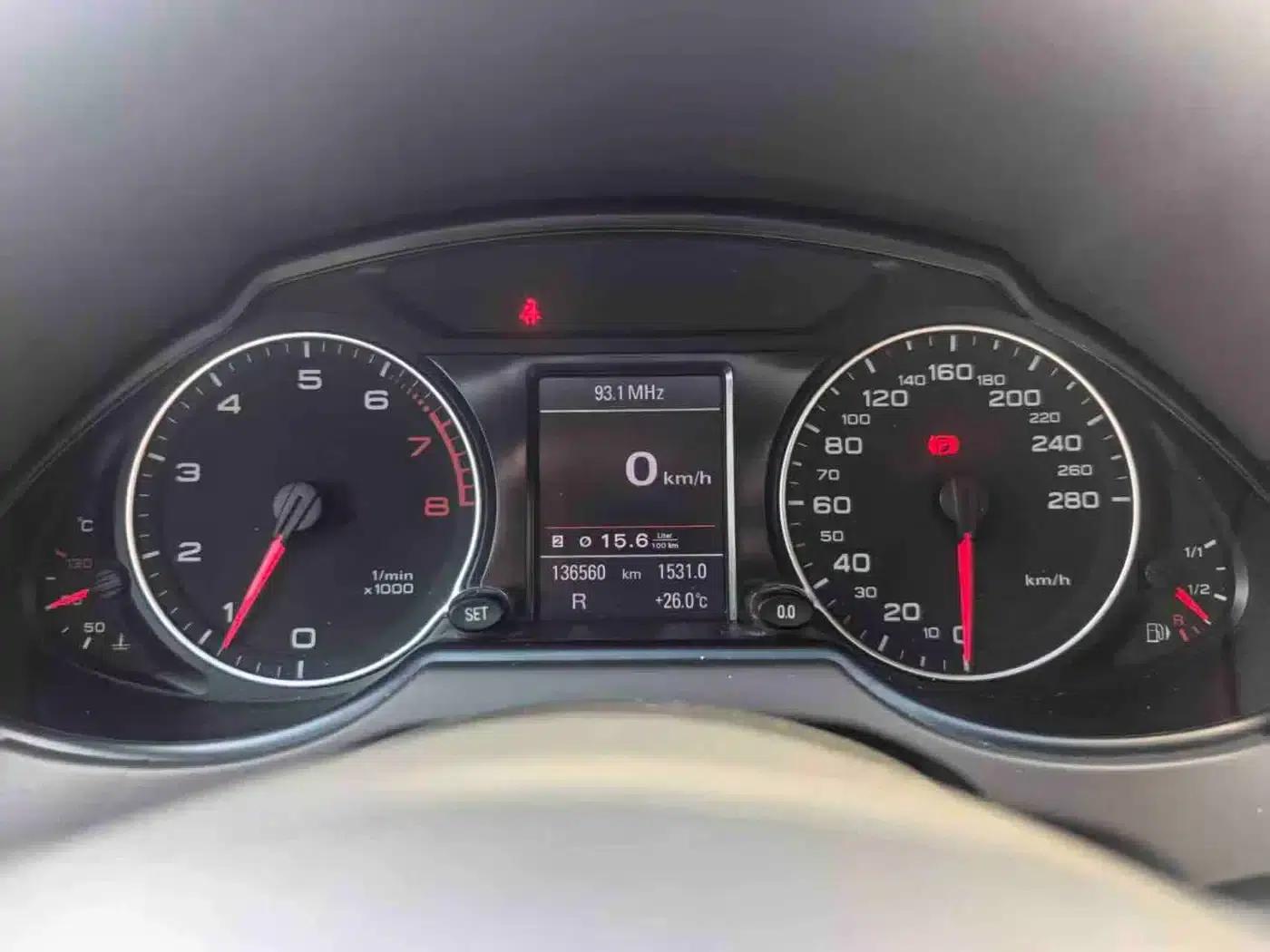 Audi Q5 2012 2.0TFSI Comfort — миниатюра 5