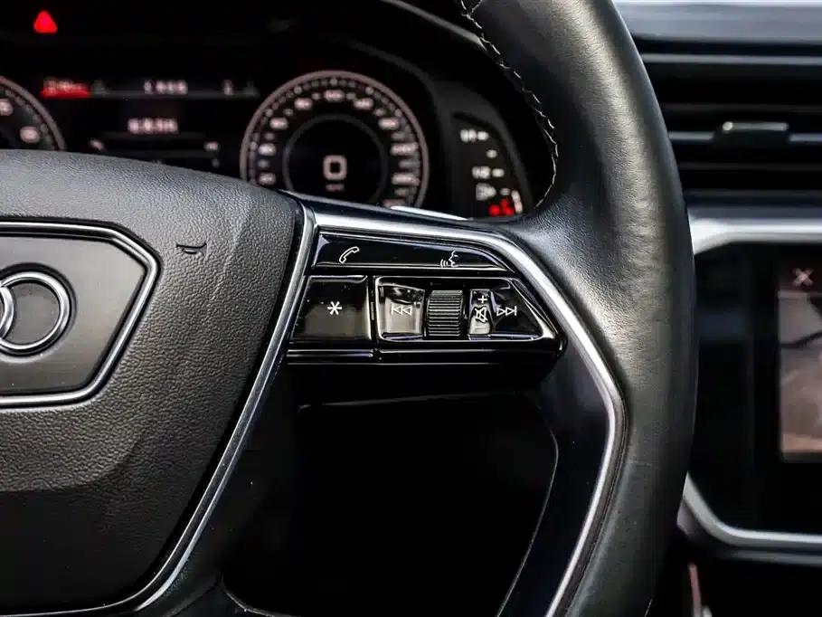Audi A7L 2024 45TFSI S-line Dream Edition Crystal Package — миниатюра 17