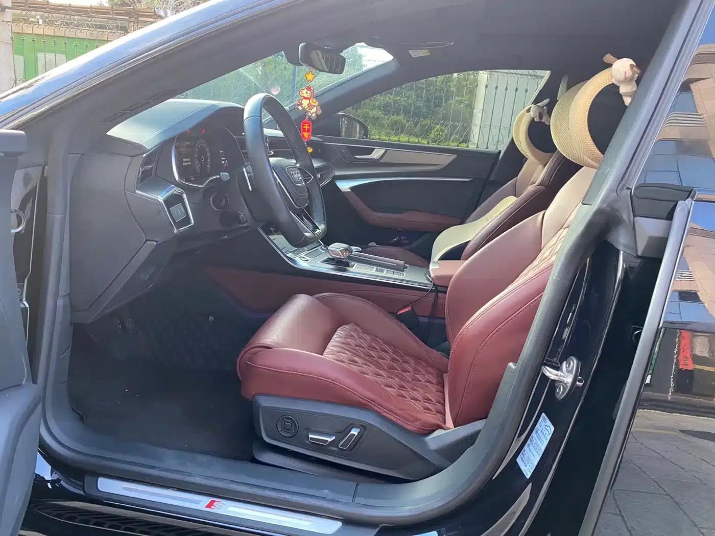 2024 Audi A7L 45 TFSI quattro Black Edition — миниатюра 9