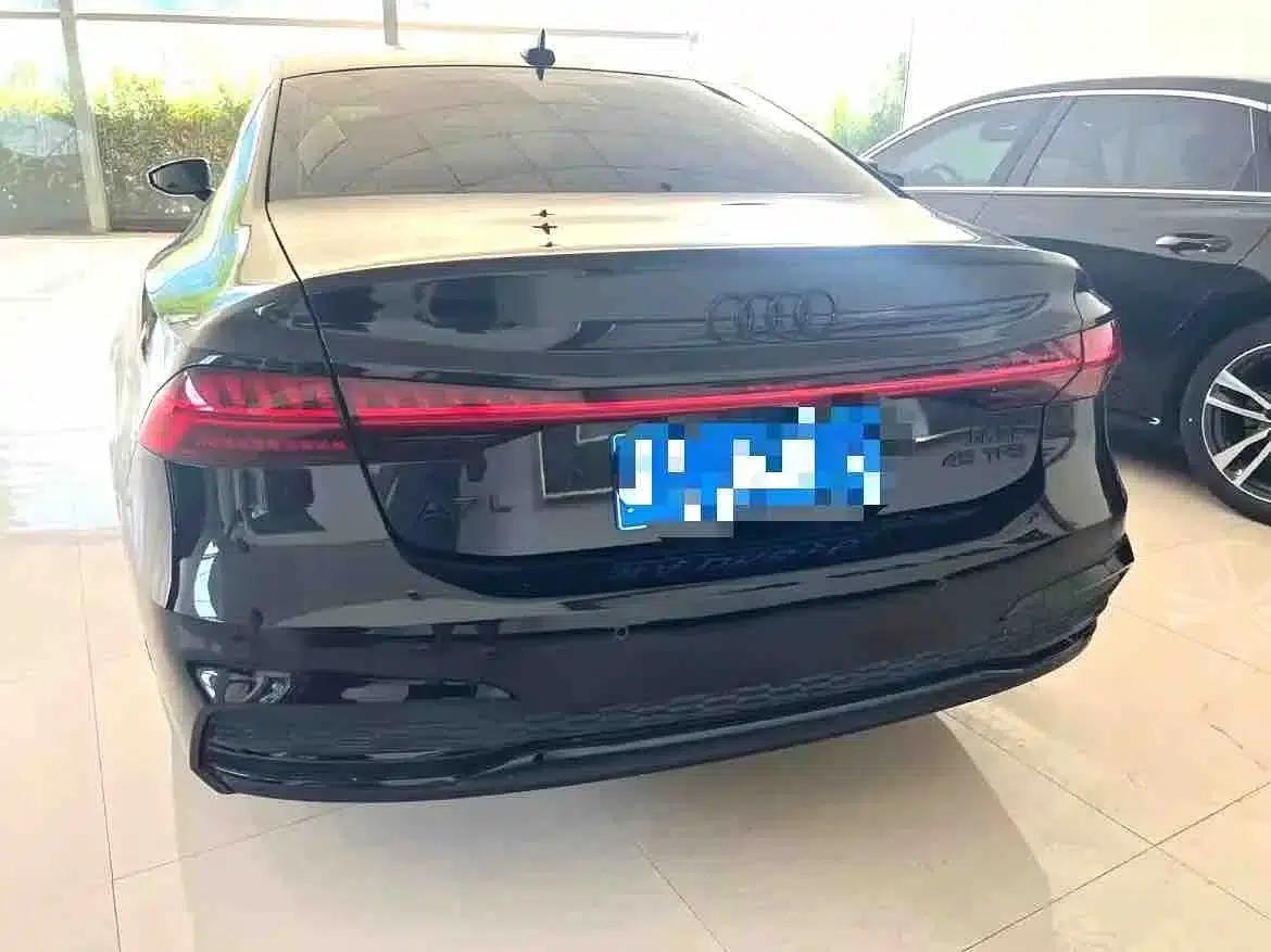 Audi A7L 2023 45 TFSI quattro S-line Black Knight Edition — миниатюра 2