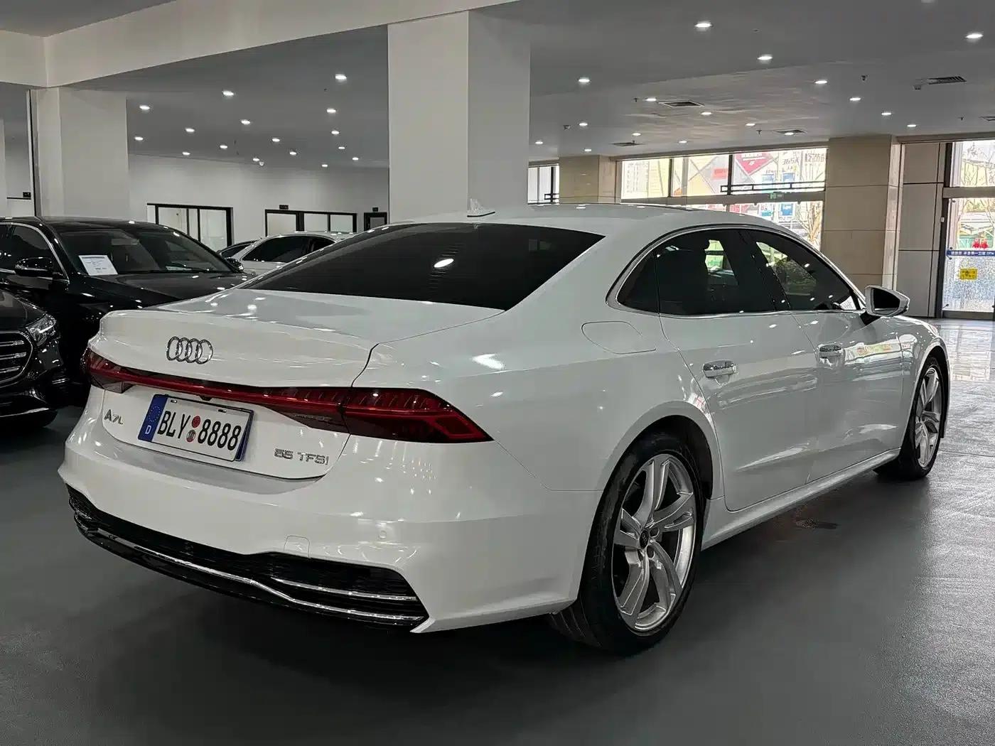 Audi A7L 2023 45 TFSI quattro S-line Black Knight Edition — миниатюра 9