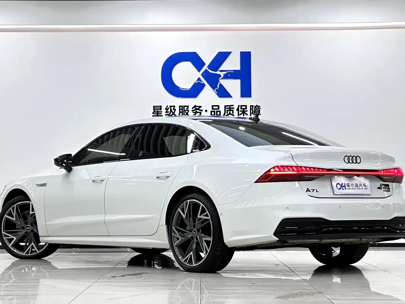 Audi A7L 2022 45 TFSI quattro S-line White Wizard Edition — миниатюра 17