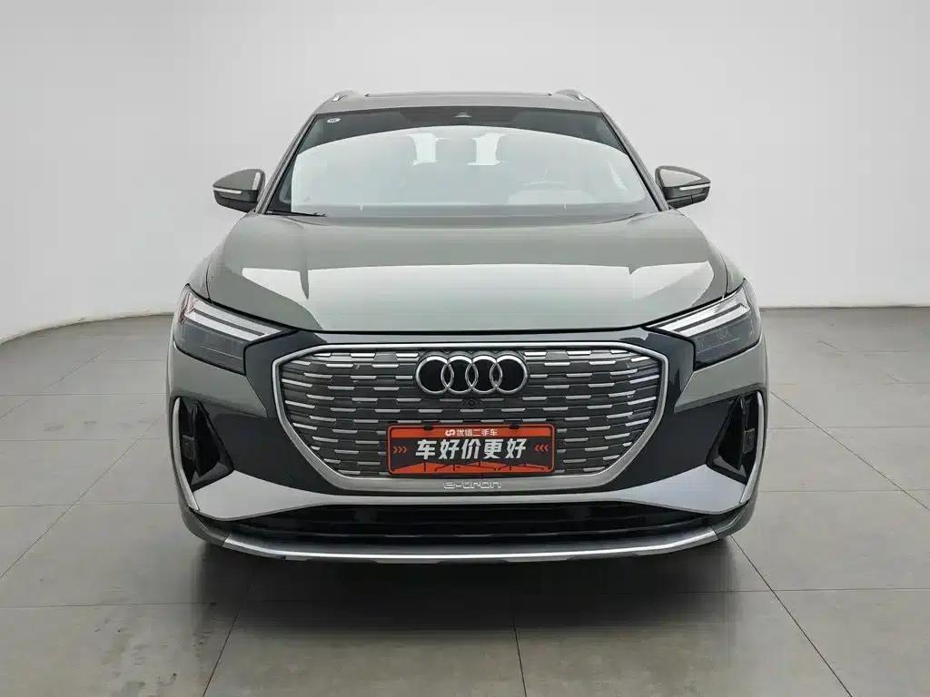 Audi Q4 e-tron 2023 Model 40 e-tron Trailblazer — миниатюра 3